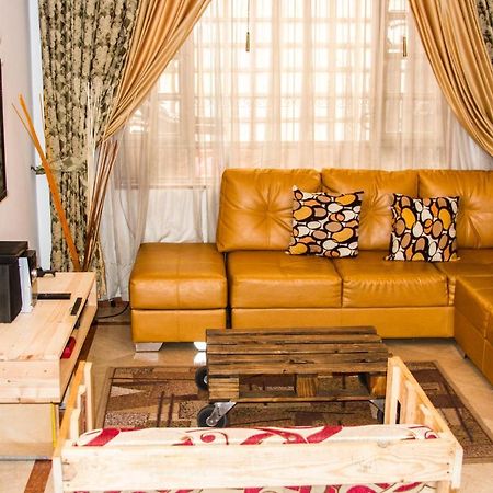 D'Lujo Bed & Breakfast Богота Екстериор снимка