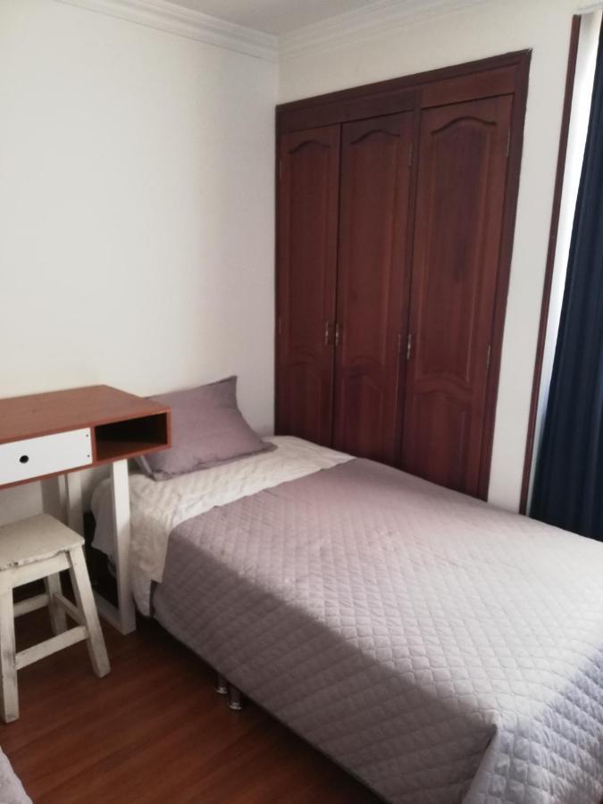 D'Lujo Bed & Breakfast Богота Екстериор снимка