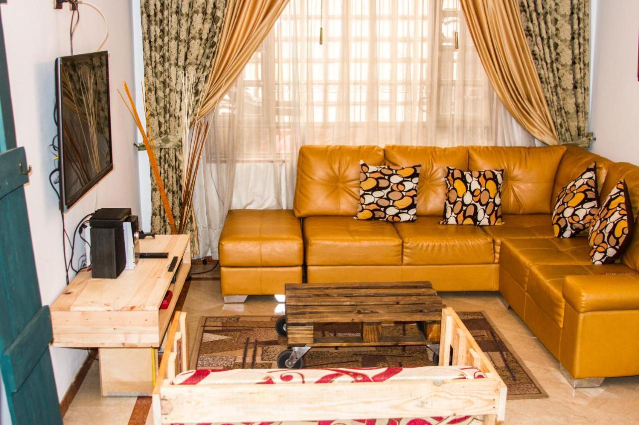 D'Lujo Bed & Breakfast Богота Екстериор снимка