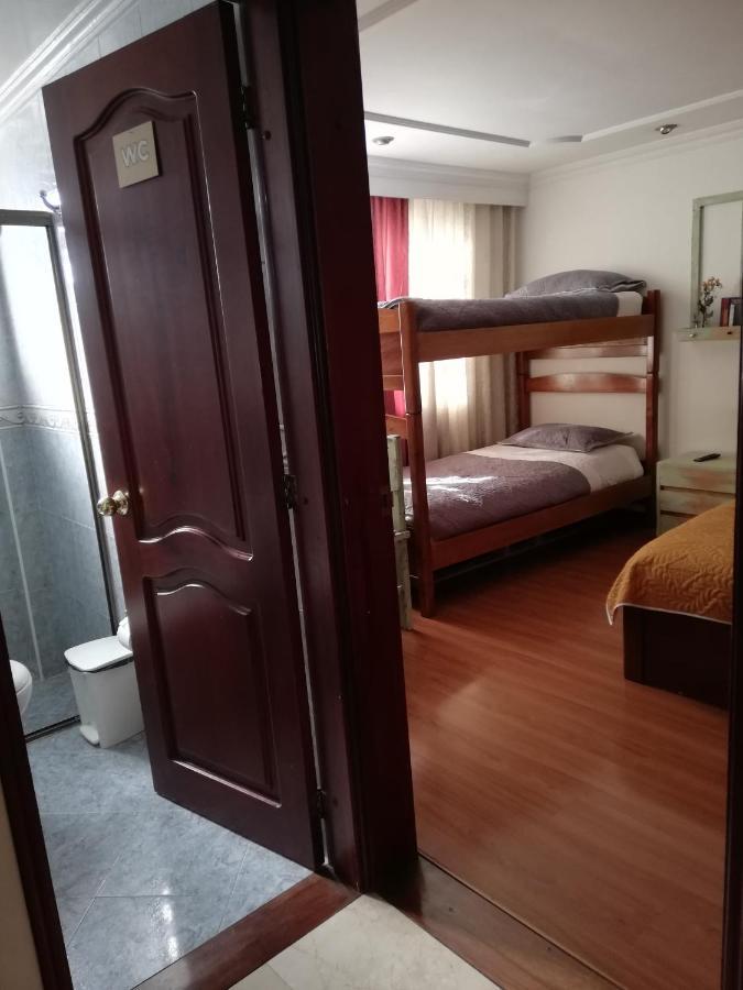 D'Lujo Bed & Breakfast Богота Екстериор снимка