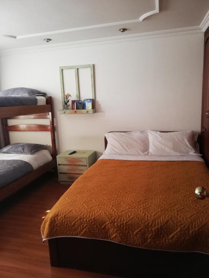 D'Lujo Bed & Breakfast Богота Екстериор снимка