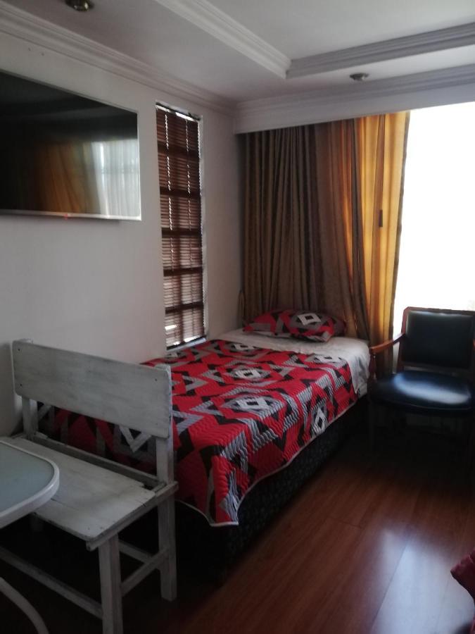 D'Lujo Bed & Breakfast Богота Екстериор снимка