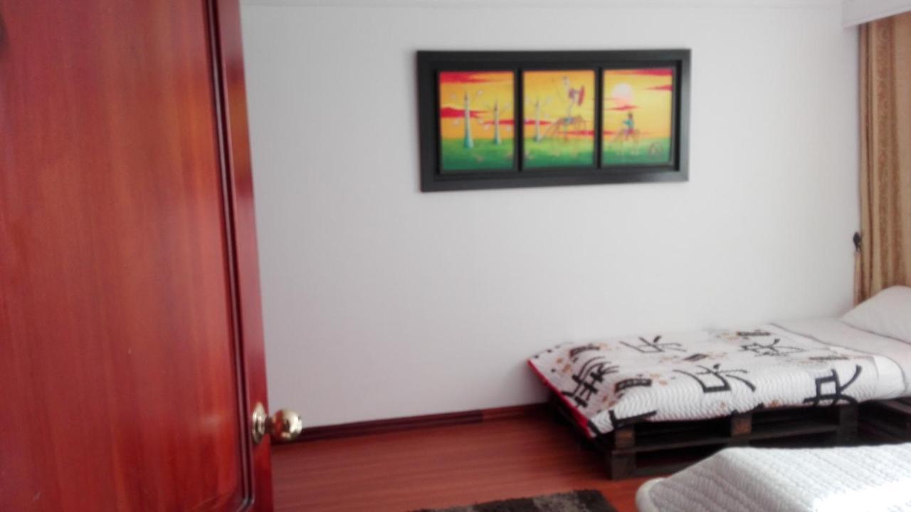 D'Lujo Bed & Breakfast Богота Екстериор снимка