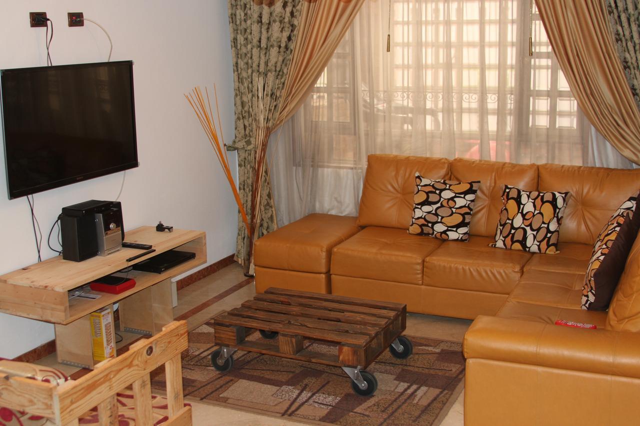 D'Lujo Bed & Breakfast Богота Екстериор снимка