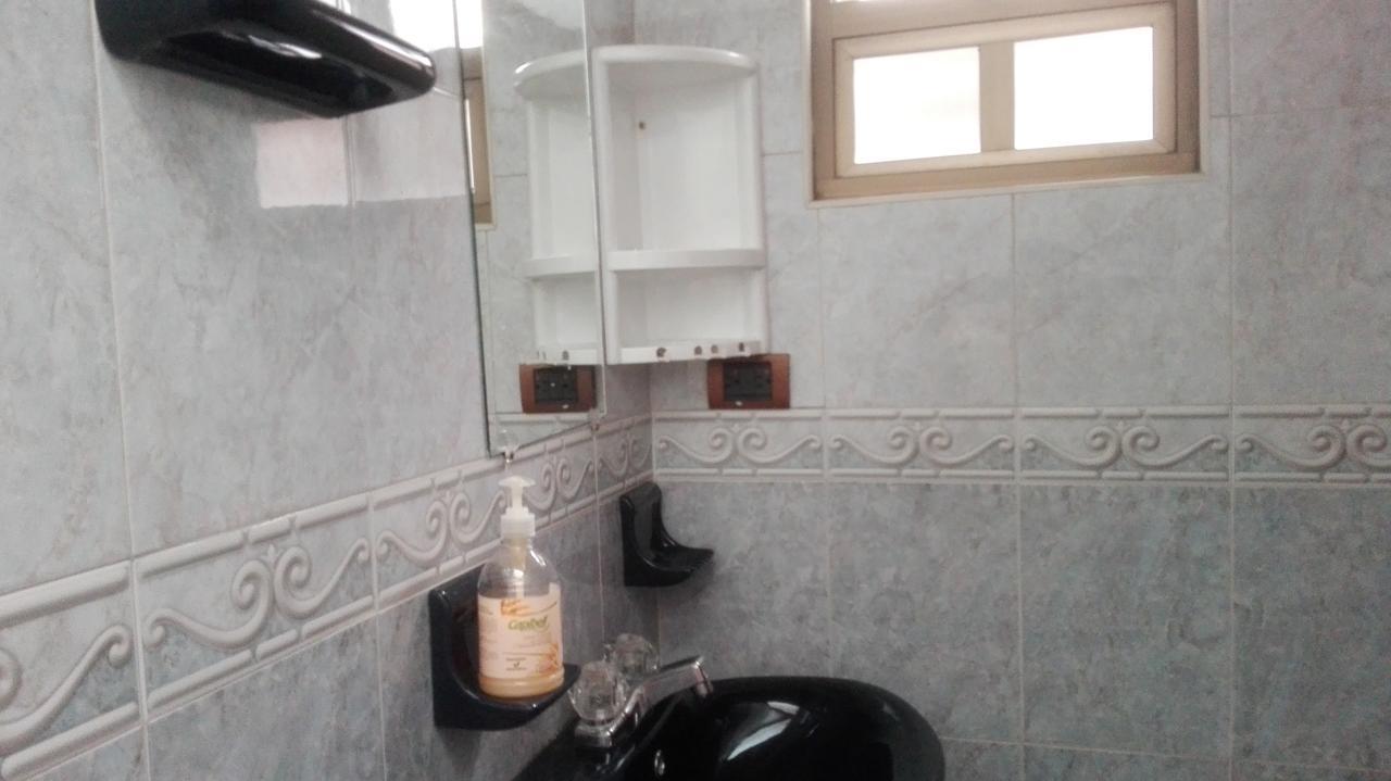 D'Lujo Bed & Breakfast Богота Екстериор снимка