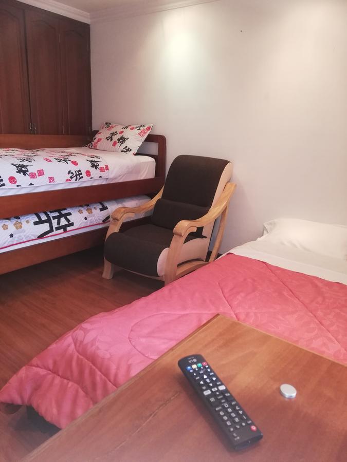 D'Lujo Bed & Breakfast Богота Екстериор снимка